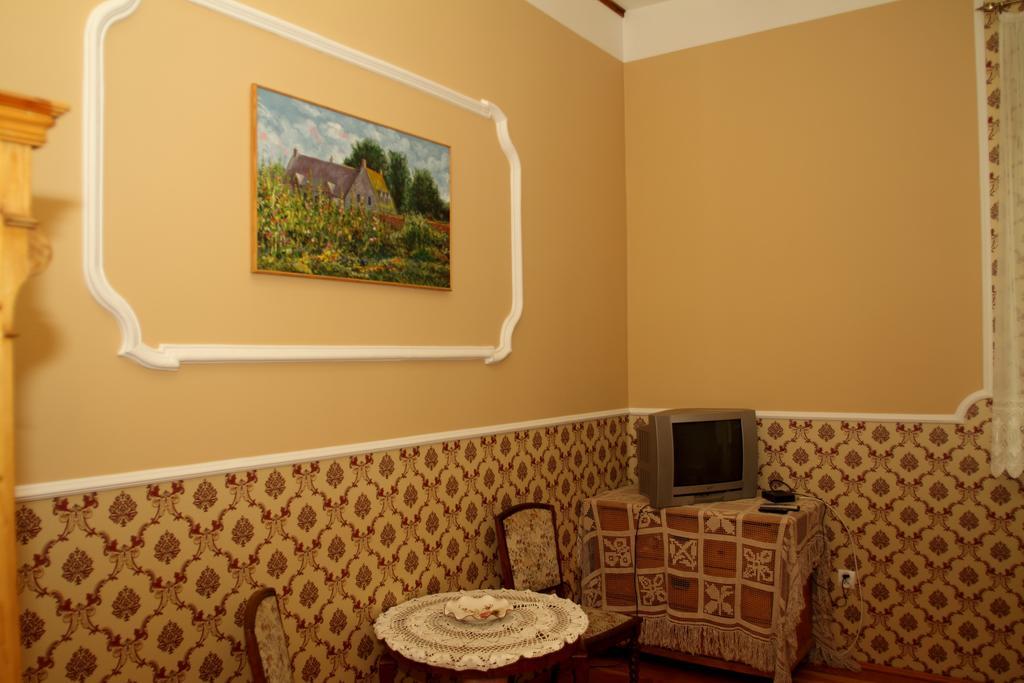 Palac Pensjonat Ptaszynka 格雷菲采 外观 照片