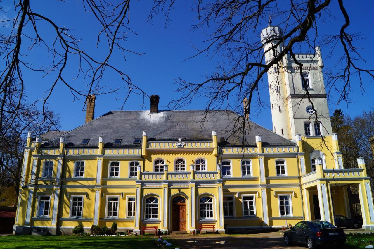 Palac Pensjonat Ptaszynka 格雷菲采 外观 照片